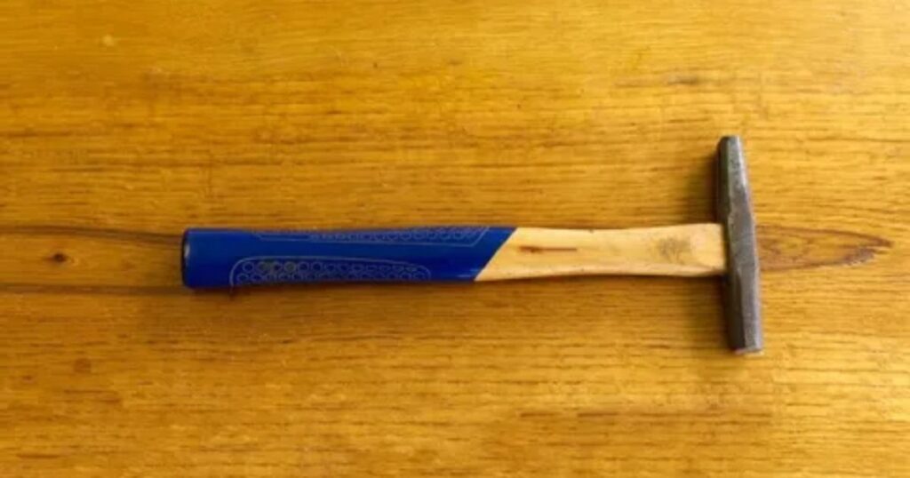  Small Hammer (Tack Hammer)