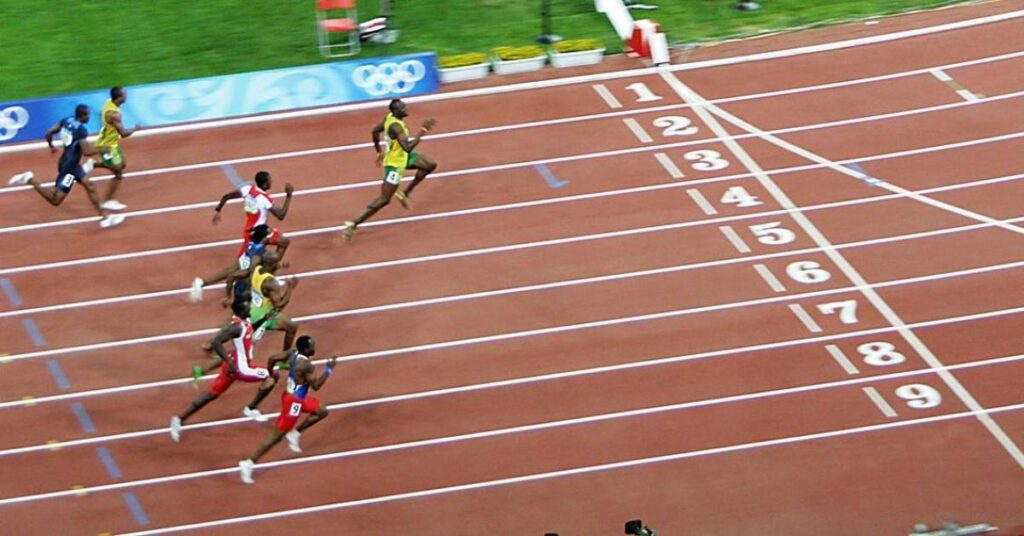 32x 100-Meter Dash